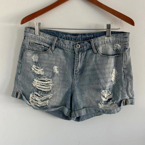 Articles of Society jean shorts‎ distressed
